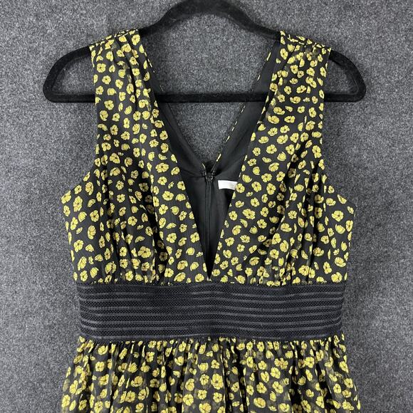 La Maison Talulah Halo Midi Dress Womens Medium Floral V Neck High Low Ditsy - Picture 4 of 16